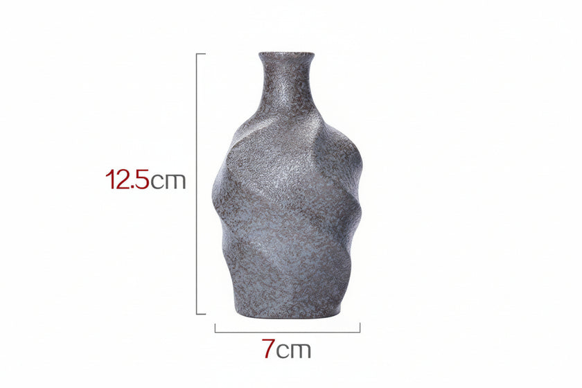 Vera Vase
