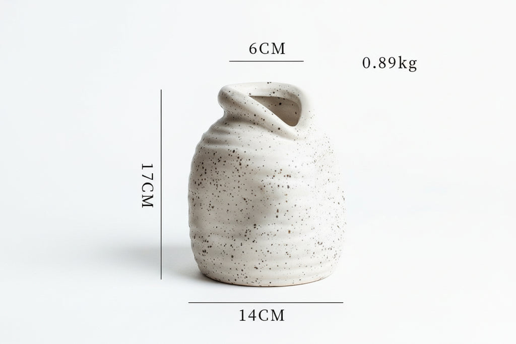 Maka Vase