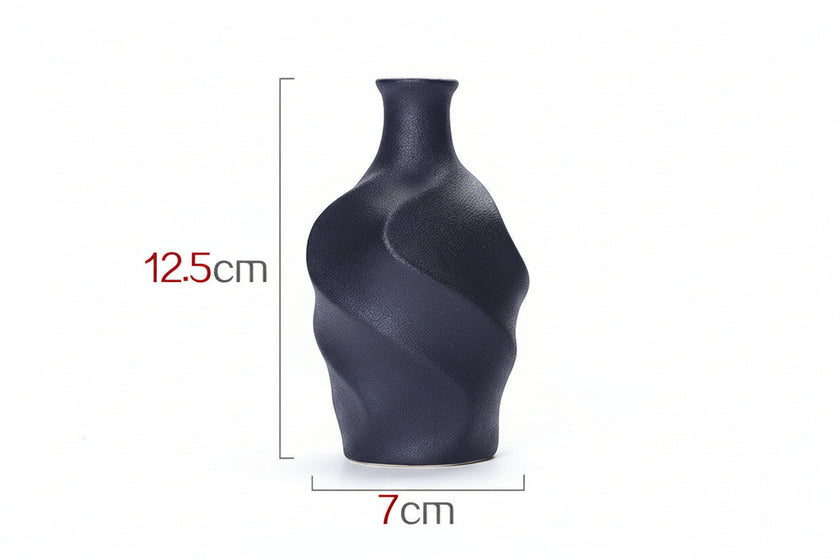 Vera Vase